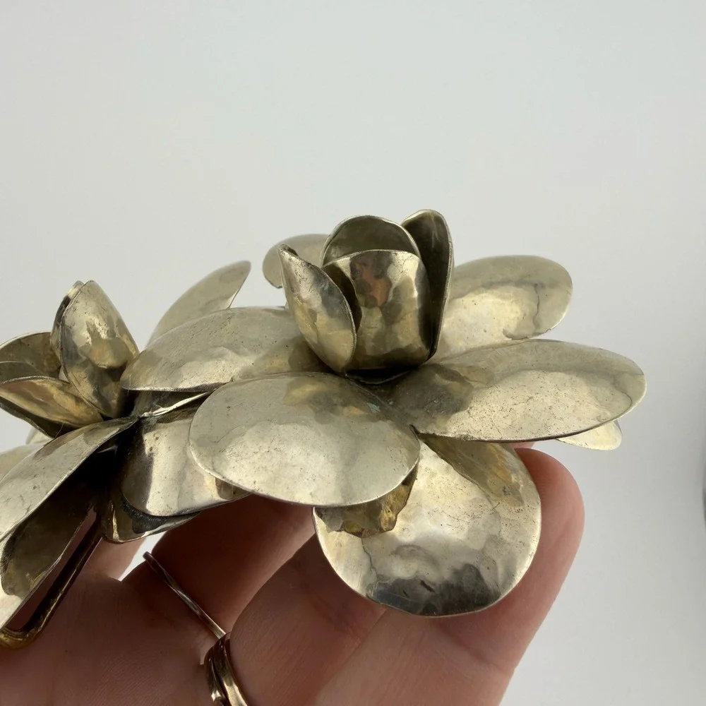 Vintage Artisan Hammered Metal 3D Flower Belt Buckle Silver Tone Statement